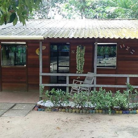 Amazon Hostel & Eventos Iranduba Exterior photo